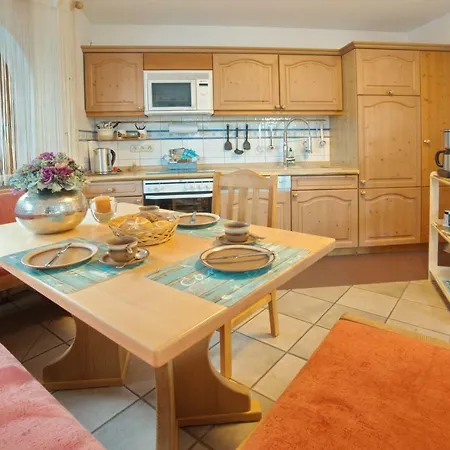 Zum Apartment